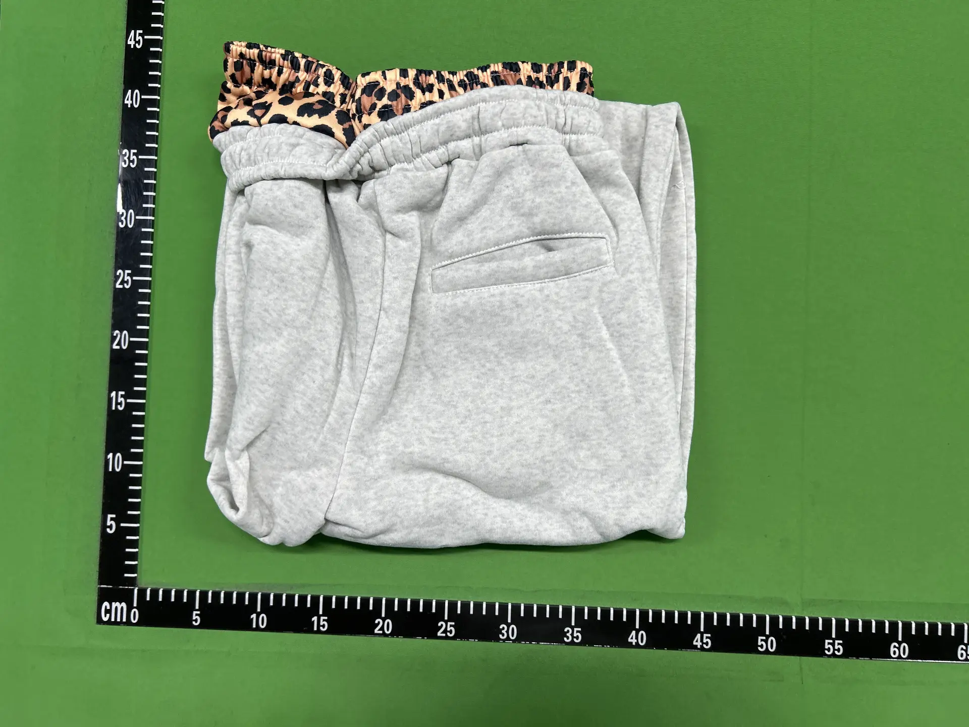 Cross-Border 2025 European and American New Leopard Print Letter Embroidered Street Casual Pants for Men and Women Versatile Hooded Sweatshirts Wholesale