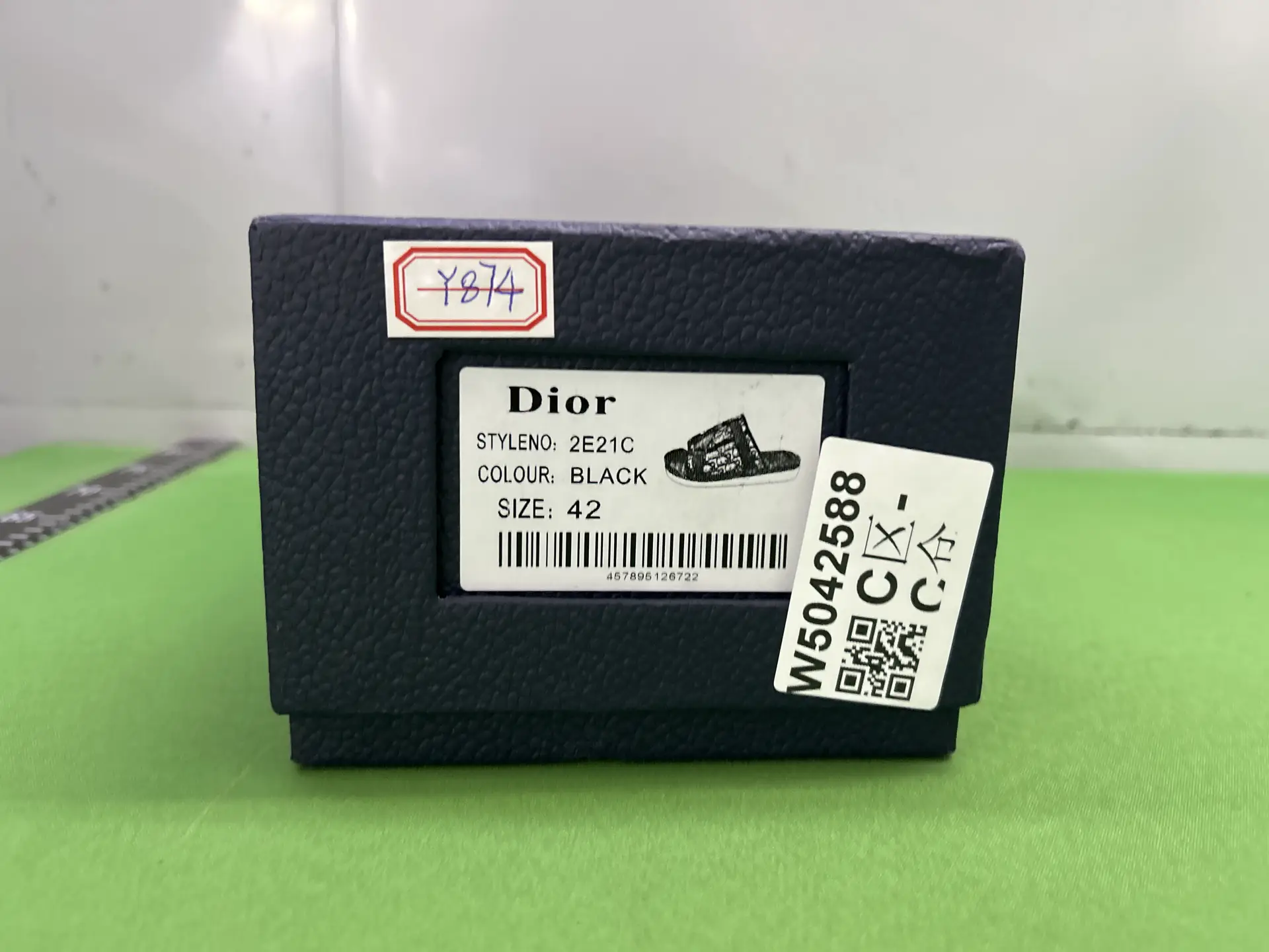 Dior 2E21C Black Slides
