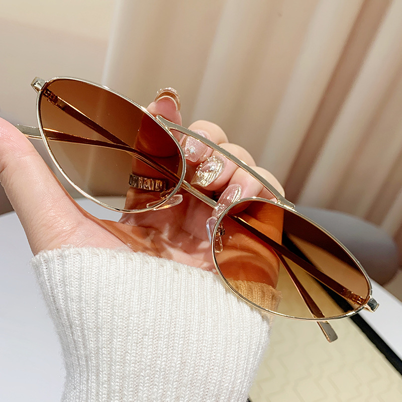 New Retro Metal Double Beam Cat's Eye Small Frame Sunglasses Ins Internet Celebrity Same Style Plain Street Photography Fashion Sunglasses
