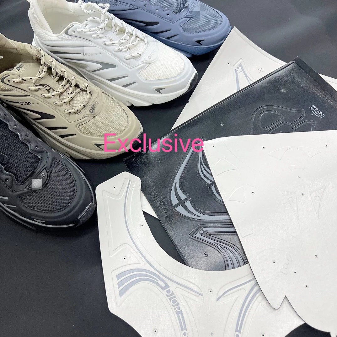 Shoes 44