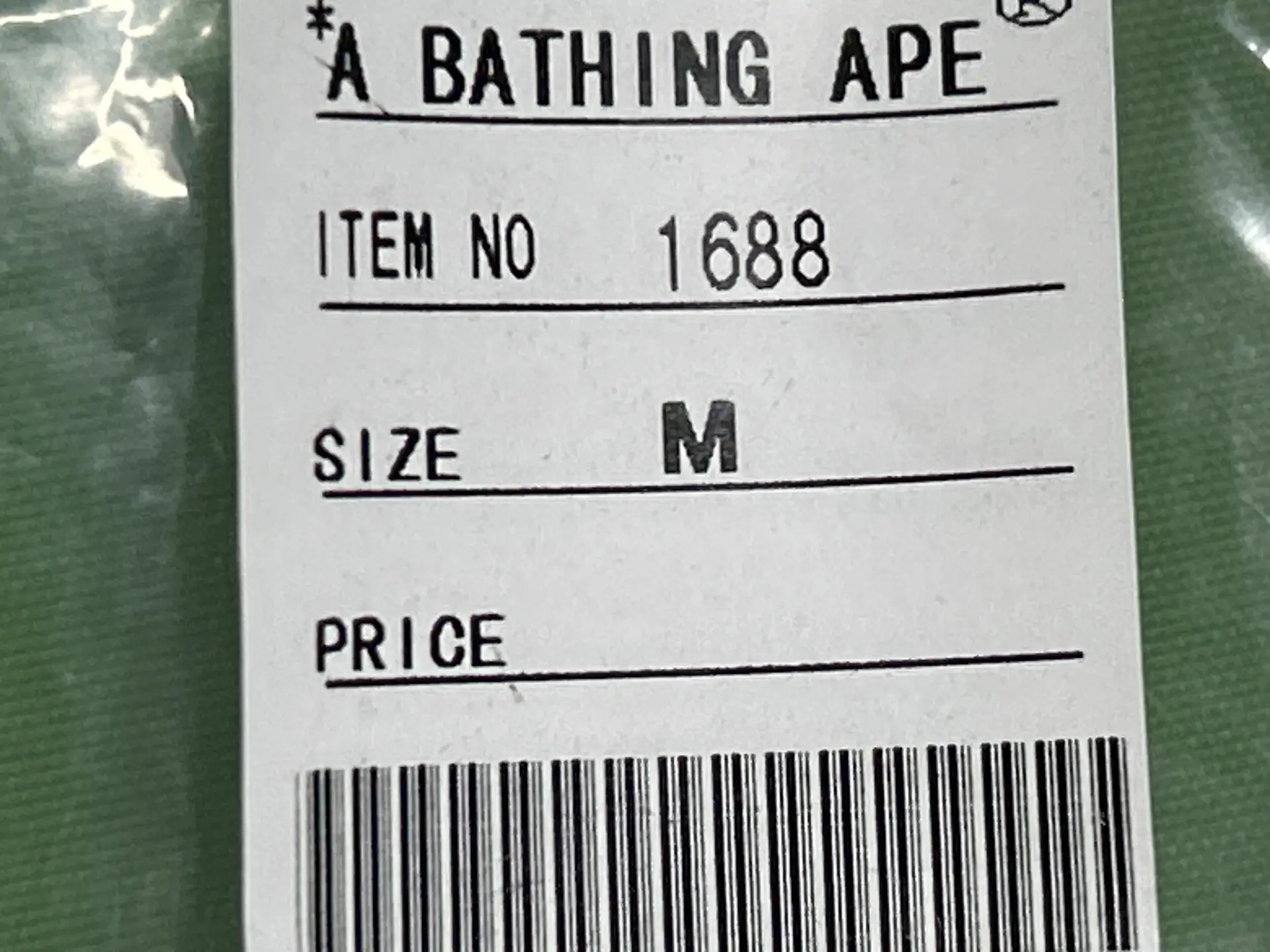 A BATHING APE ITEM NO 1688