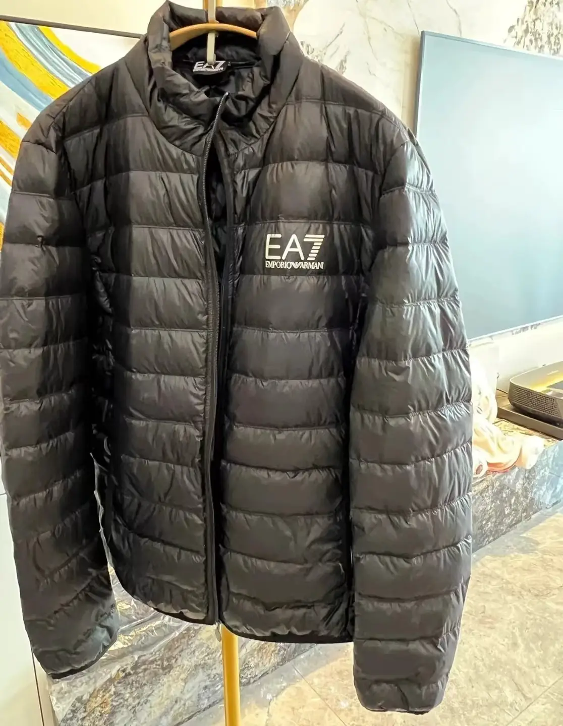 E*A 羽绒服