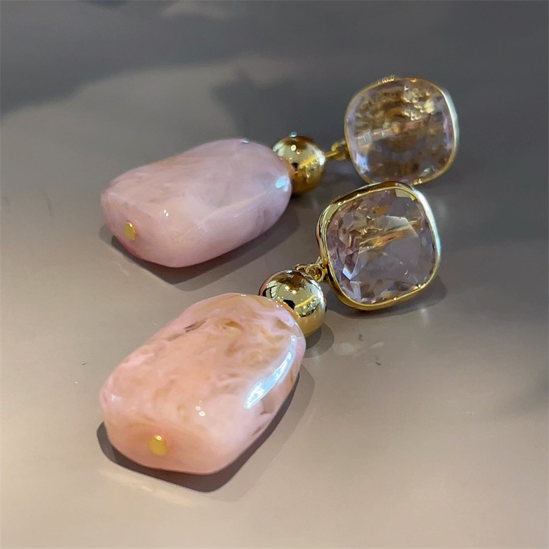 New 18K Metal Wind Powder Jade Earrings 925 Silver Pin Retro Sweet Simple Fashion Summer Ear Jewelry