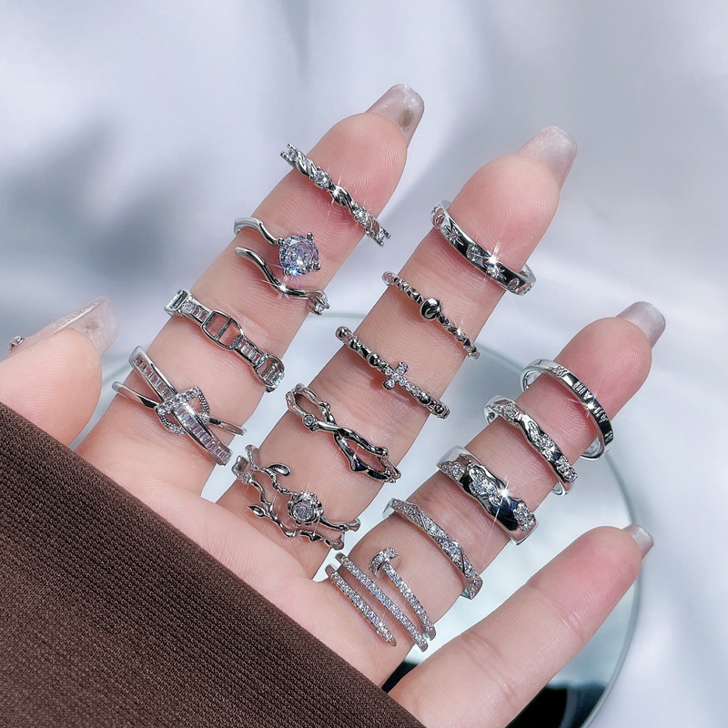 Light luxury high-grade couple ring set fashionable all-match simple cold style niche design open ring autumn and winter accessories