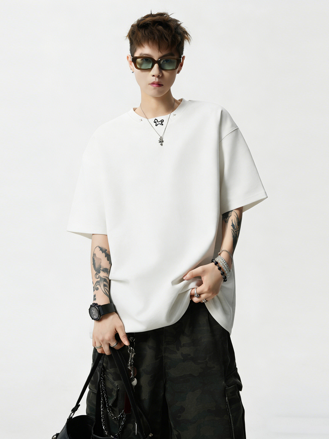 Factory Wholesale Round Neck Short-Sleeved T-Shirt for Men, Spring and Summer Trendy Loose Simple High-End Casual Half-Sleeved Versatile Summer T-Shirt
