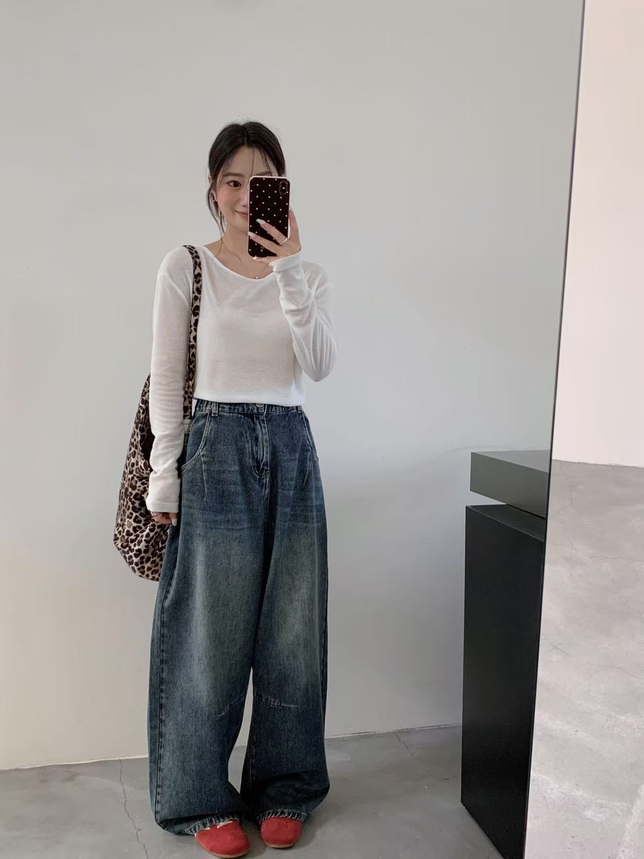 Spring 2026 Women's Loose Casual Korean Style College Wind Scimitar Jeans New Slim-Fit Long Pants