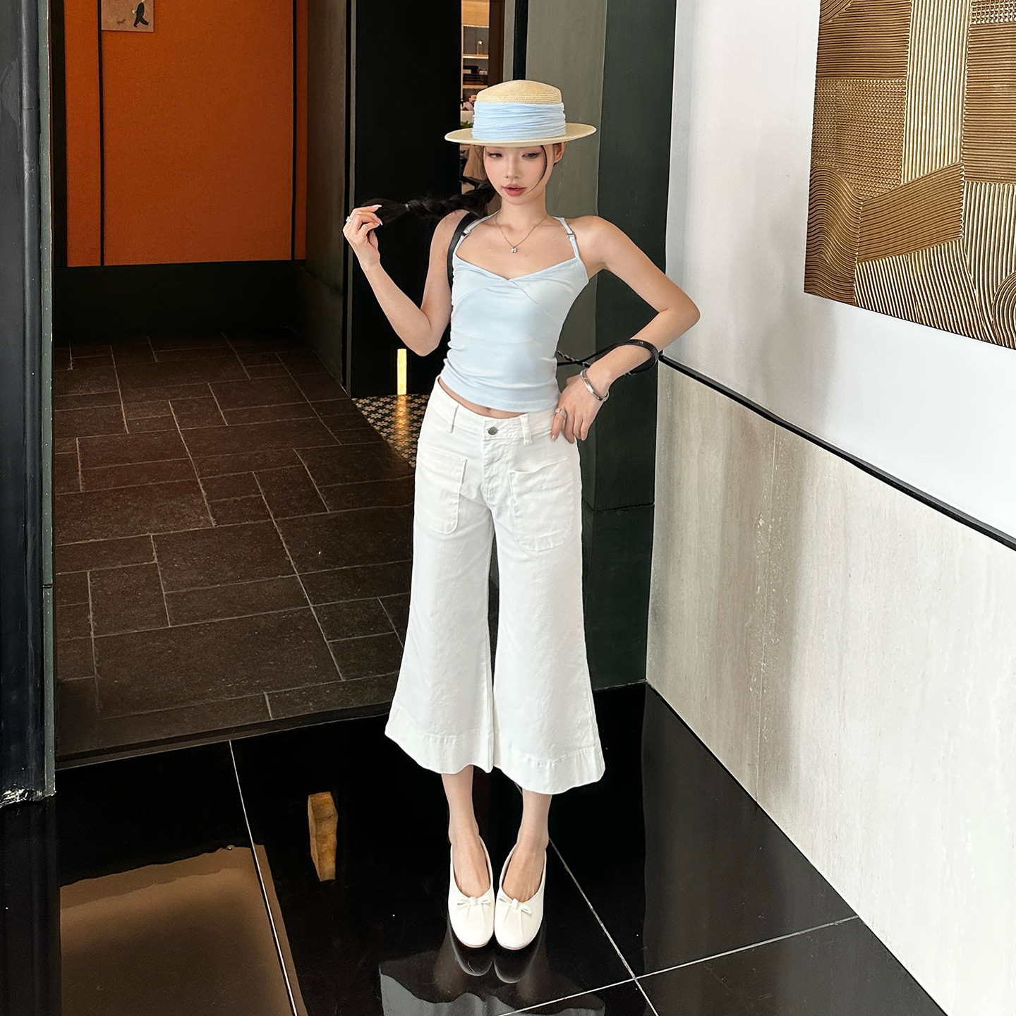 American-Style Spicy Girl White Flared Cropped Pants for Women, 2026 Summer New High-Waisted Loose Slimming Elastic Flared Pants