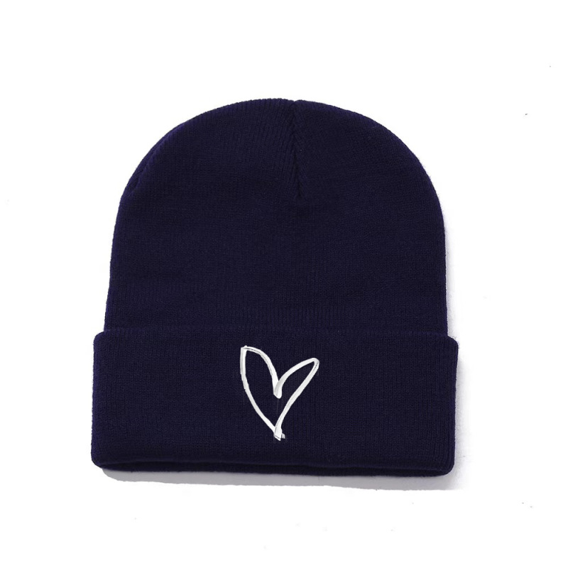 Autumn and winter new style personalized notch love embroidery solid color spandex solid color curling casual warm knitted hat lovers tide