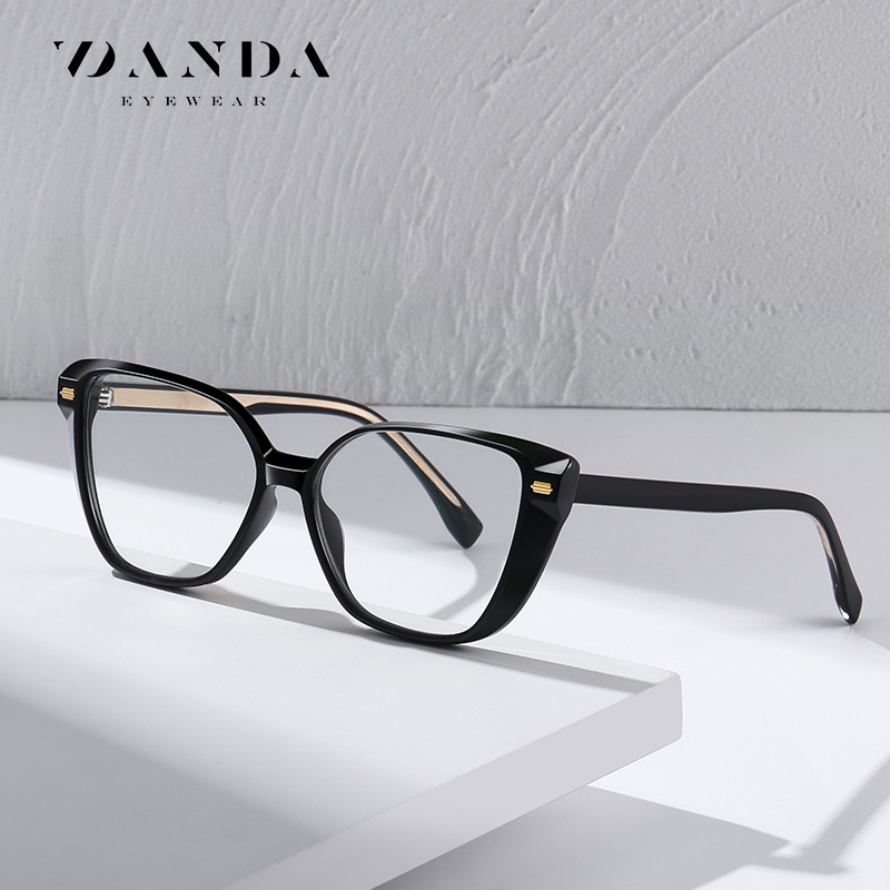 Foreign trade new cat's eye frame women's fashion ultra light flat mirror TR-BC908 trend plate leg anti blue light glasses
