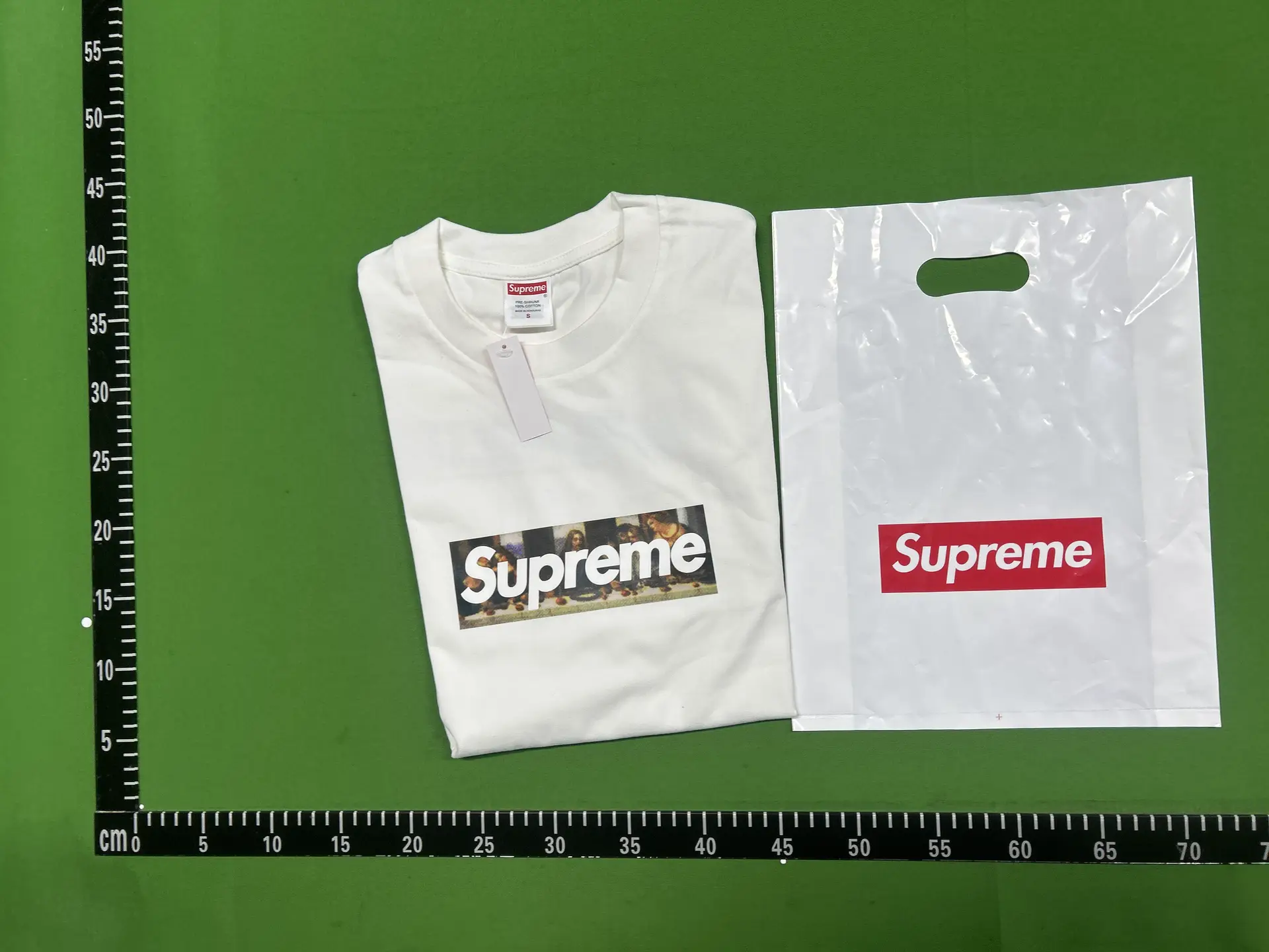 Loose-fitting short-sleeved T-shirts for men and women