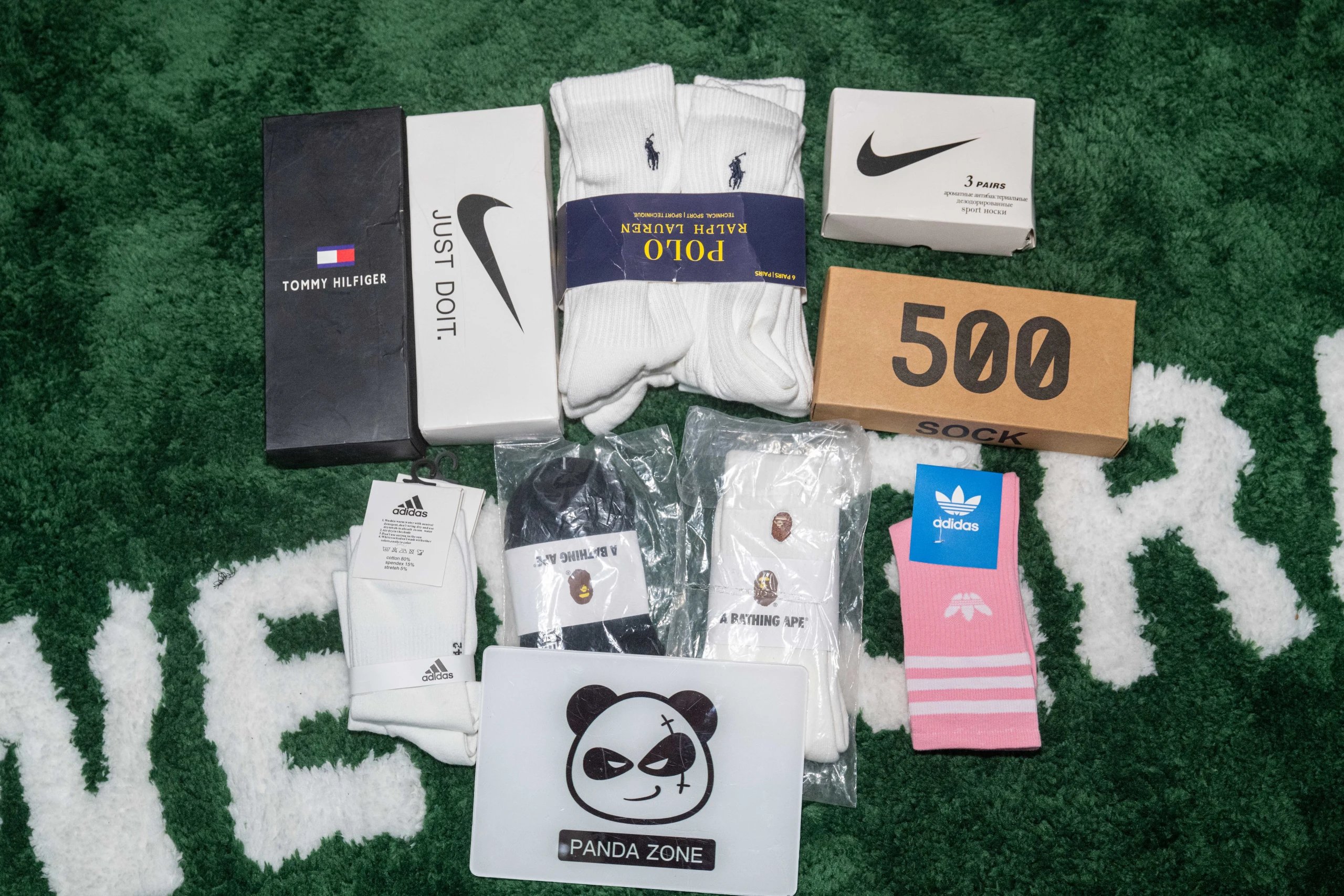 V【Surprise Mystery Box】Sock blind boxes, no returns or exchanges after placing orders