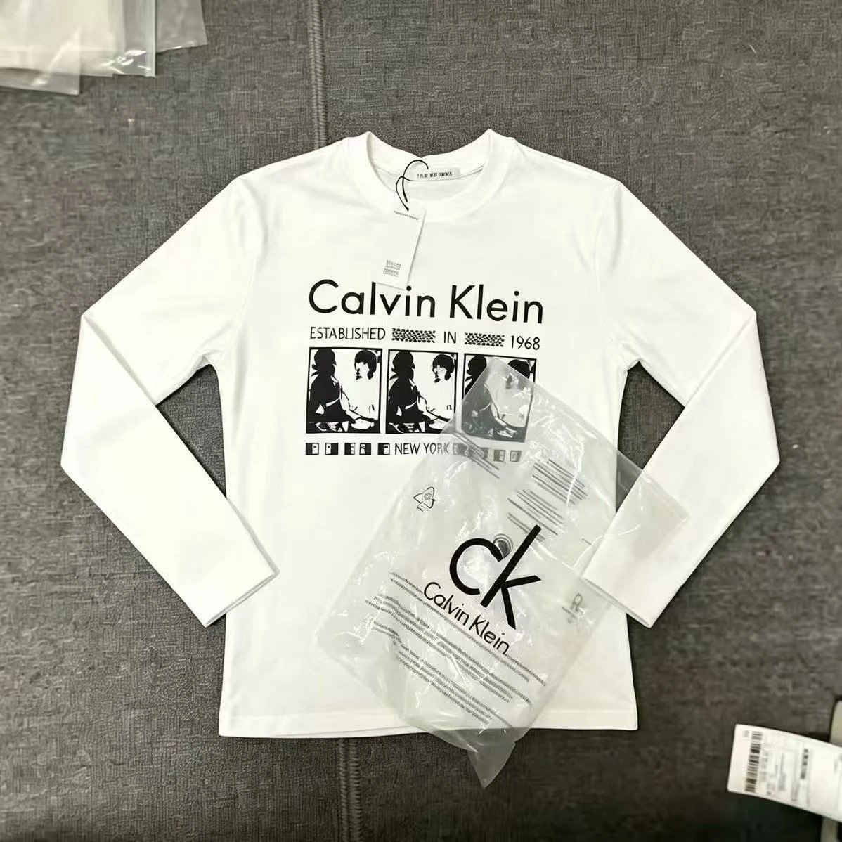 Calvin Klein Long Sleeve T-Shirt