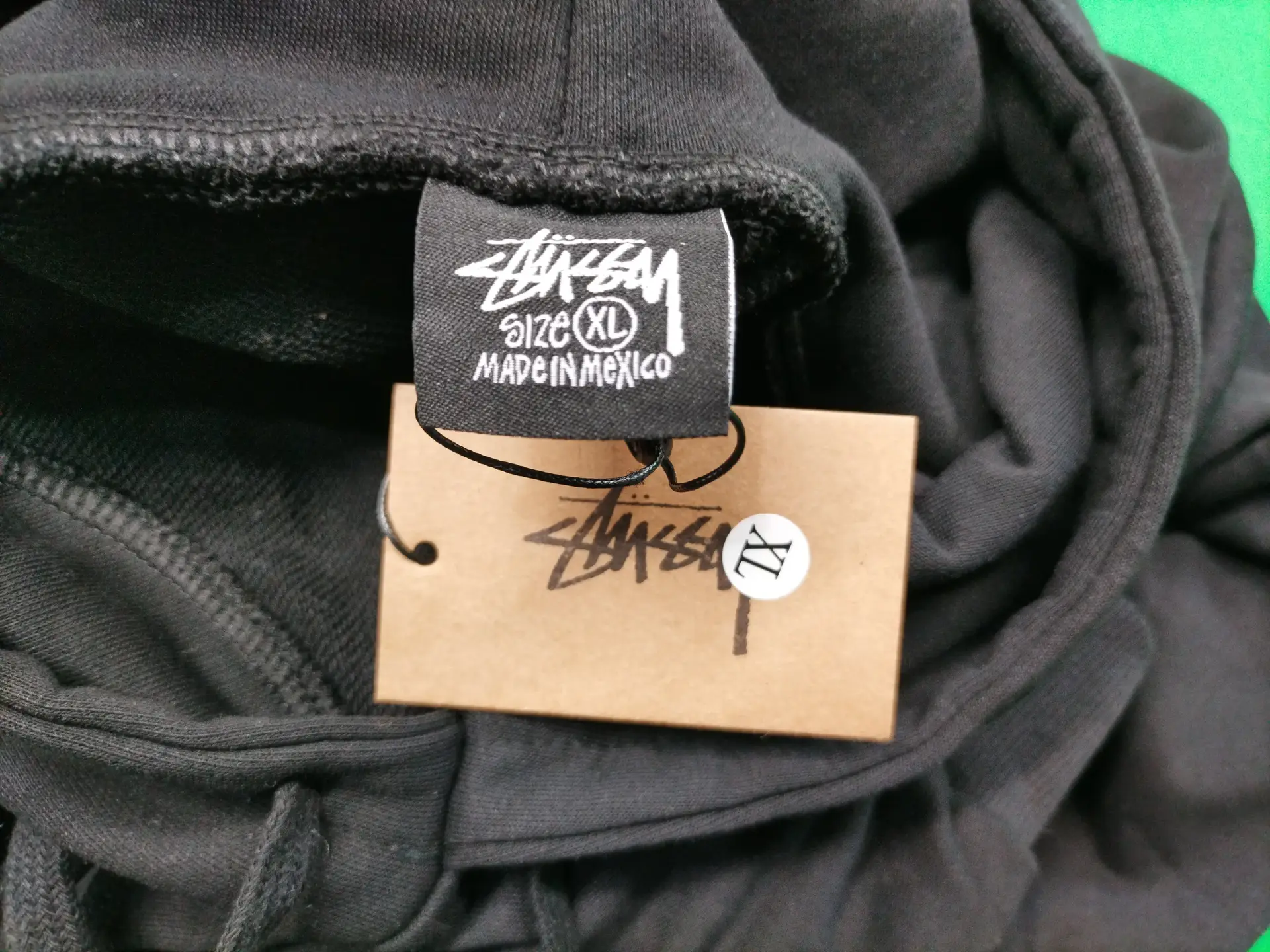 Stussy hooded sweater XL