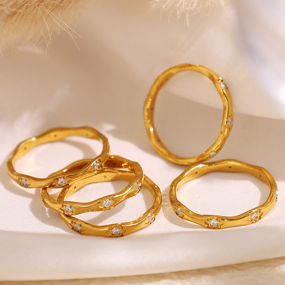European and American Ins Fashion Elegant Niche Design Ring Jewelry Titanium Steel Plated 18k Gold Wave-shaped Eight Mans Star Ring