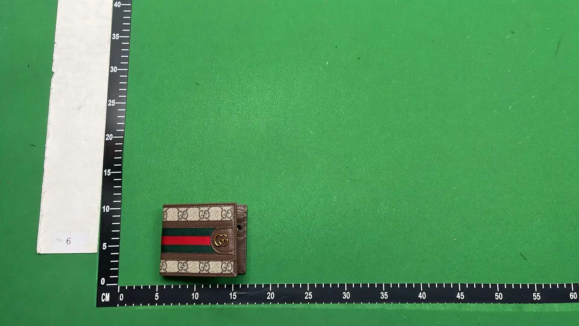 M597606