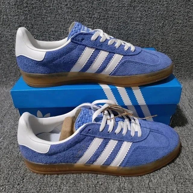 [Spot delivery in seconds] Adi blue German training skate shoes are high-quality and will not be collected on the same day without any problems in logistics