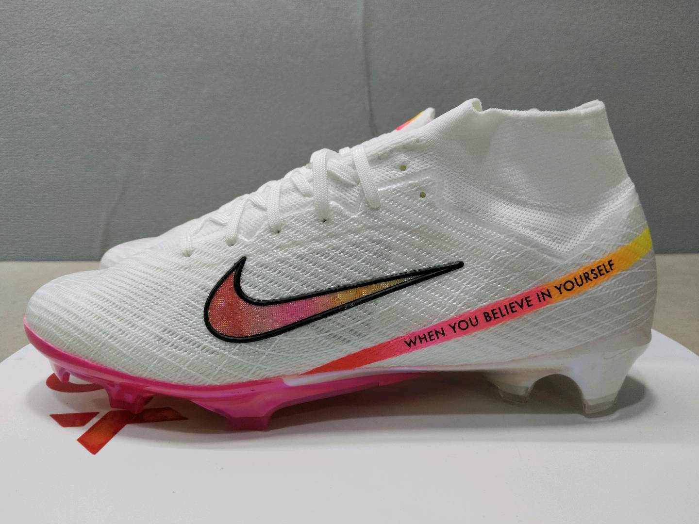 Explosions Assassin 15 Generation FG Spike AirZoomAG Fully Knitted Non-slip High and Low Rashford Football Shoes — QC-foto 3
