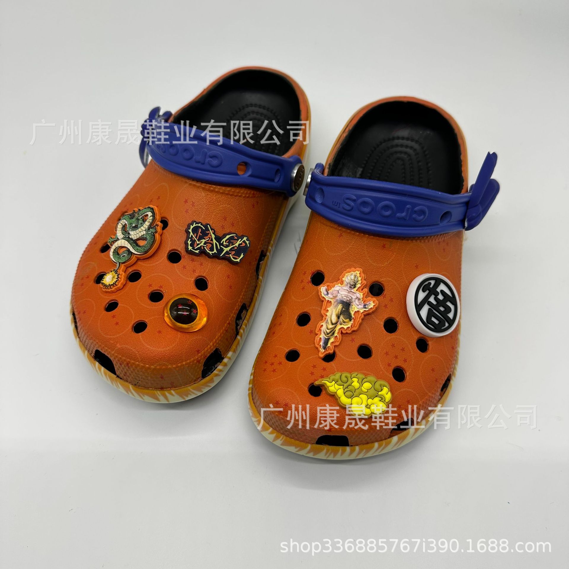 New Wukong Dragon Ball Croc Shoes Outdoor Beach Shoes Soft Sole Anti-Slip Comfortable Slippers Slip-On Wholesale Sandals QC-foto från 1688 på Qualit.ly