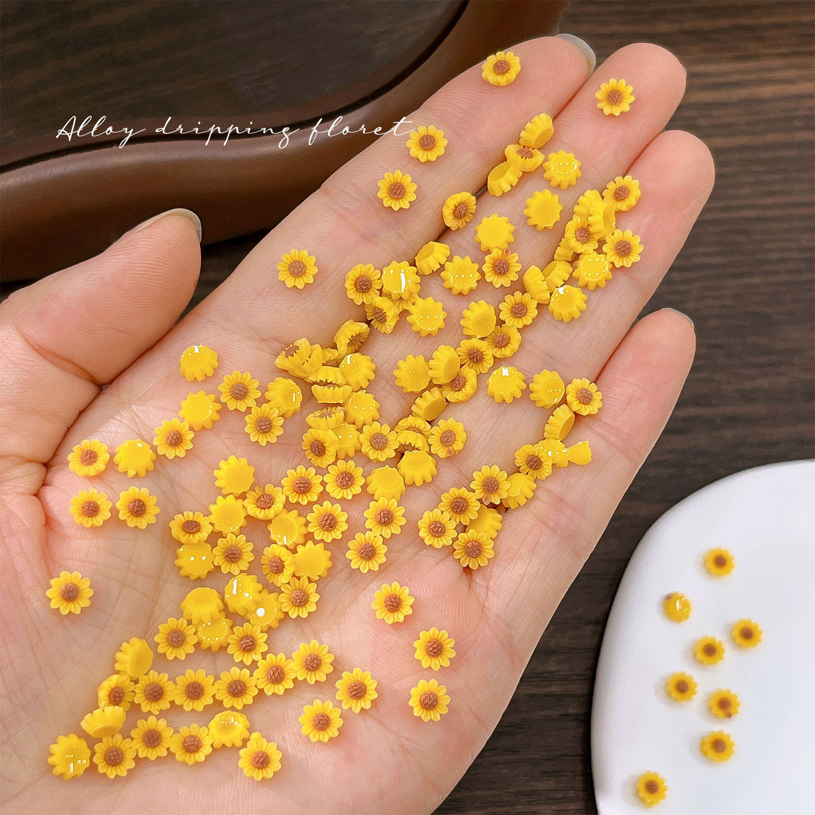 Popular Fresh-Style Sunflower Nail Art Accessories Resin Sunflower Decorations Sweet Girly Nail Rhinestone Decorations