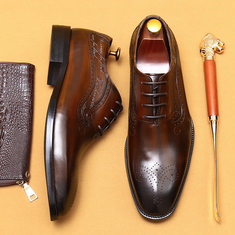 [vip for] pointed leather shoes men's leather European and American men's shoes business dress pointed carved brogue shoes