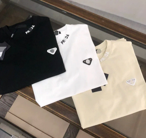 High-quality Prada tee