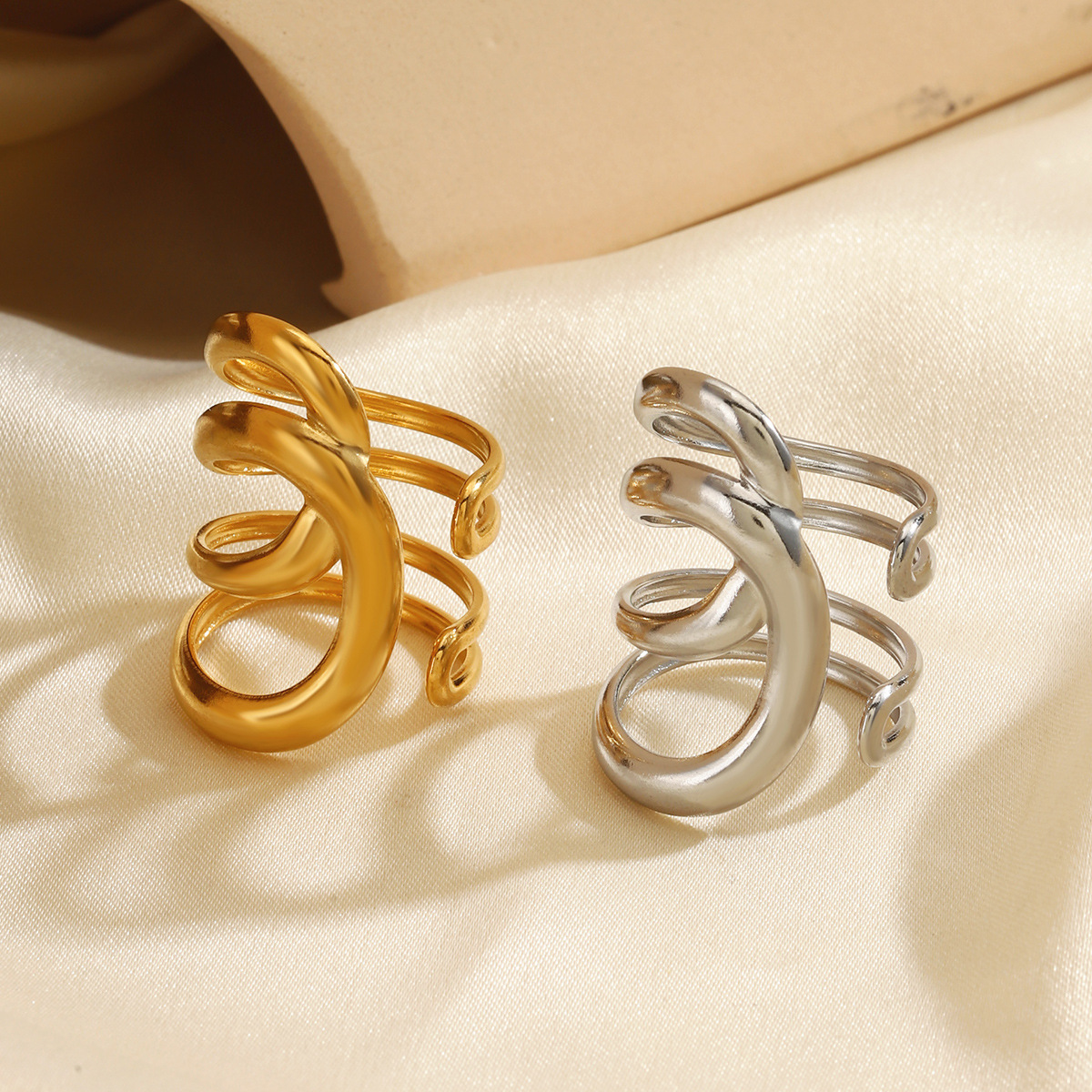 European and American fashion exaggerated heavy lines open ring stainless steel simple wind popular design gold plated ring wholesale