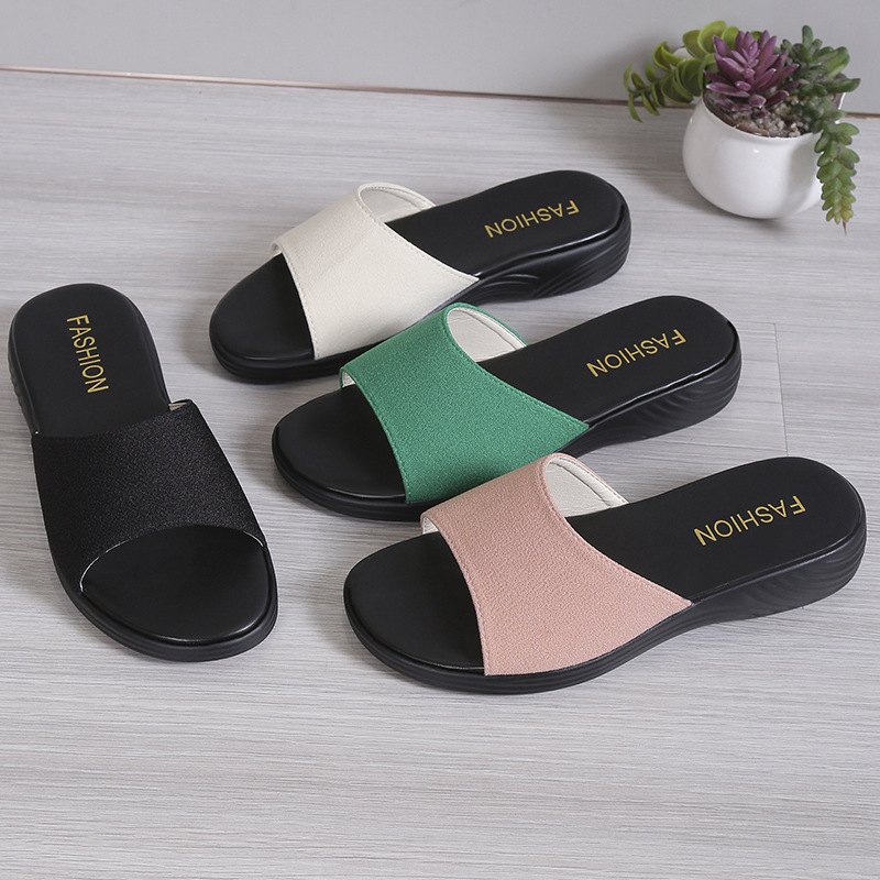 Foreign trade plus size casual wedge slippers for women 2024 new fashion flat one-line outer wear solid color peep toe slippers