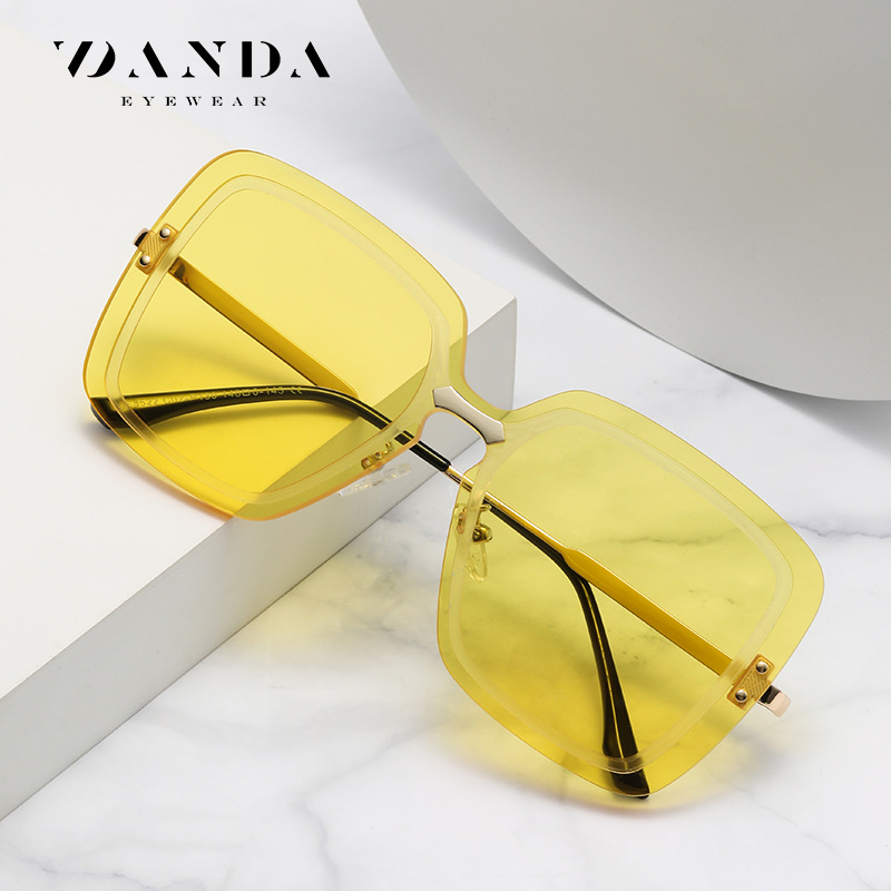 Wholesale current new sunglasses fashion street photo outdoor sunscreen sunglasses JS8522 European and American large frame sunglasses
