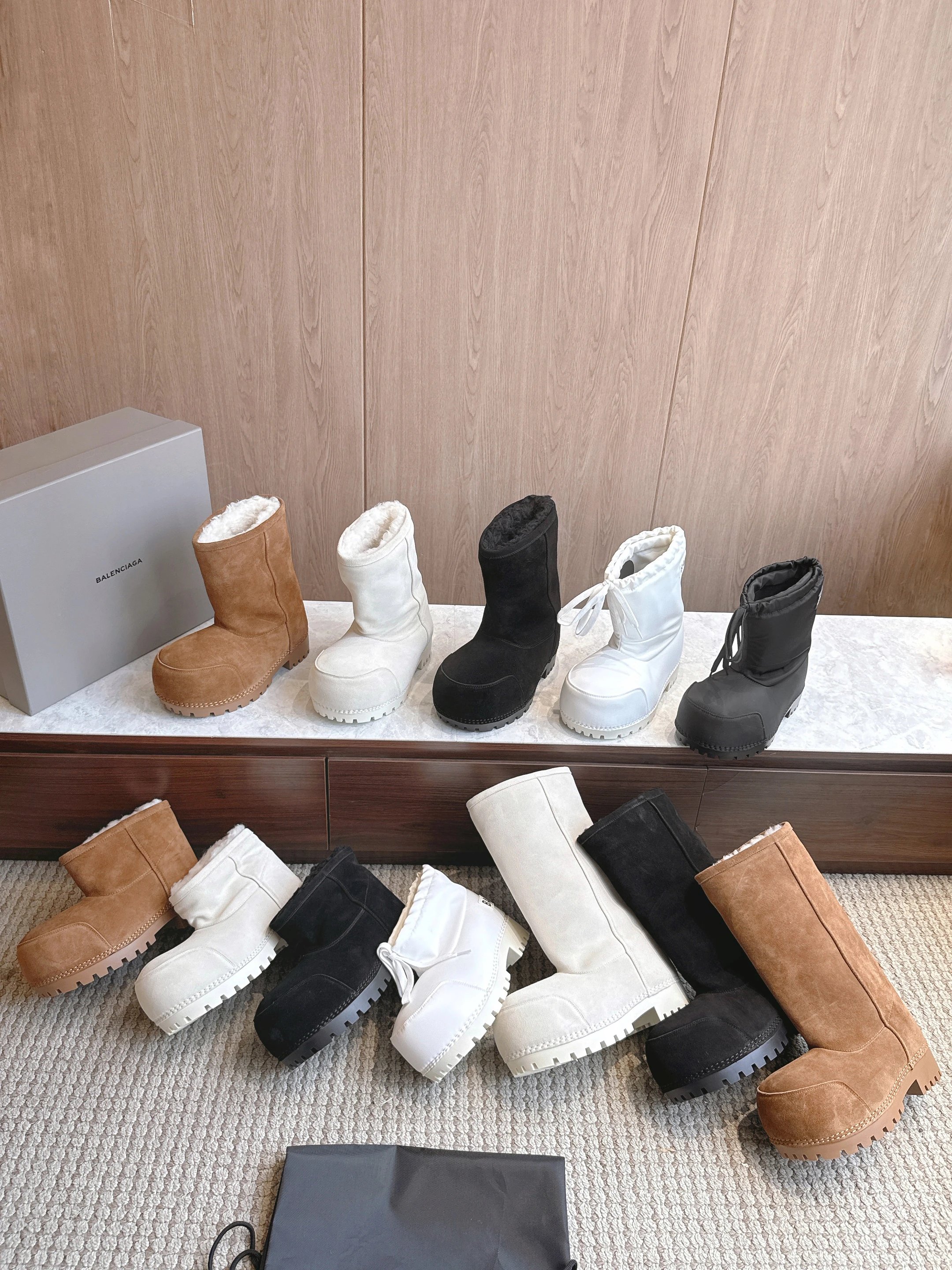 Balenciaga Skiwer boots