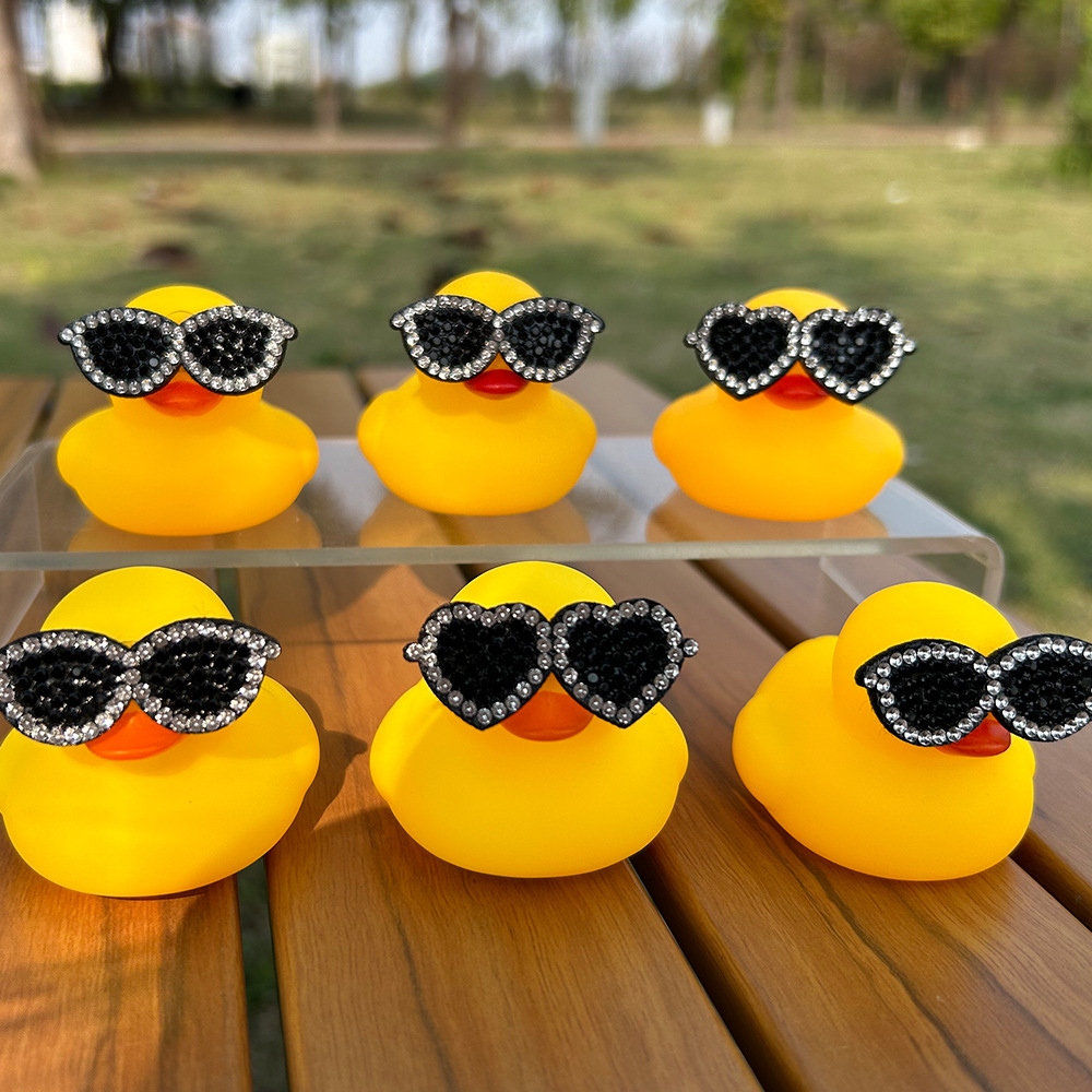 Cross-Border Water Play Little Yellow Duck Accessories, Neighborhood Duck Cylinder Hat, Clown Hat Decoration, Lemon Milk Tea Gift