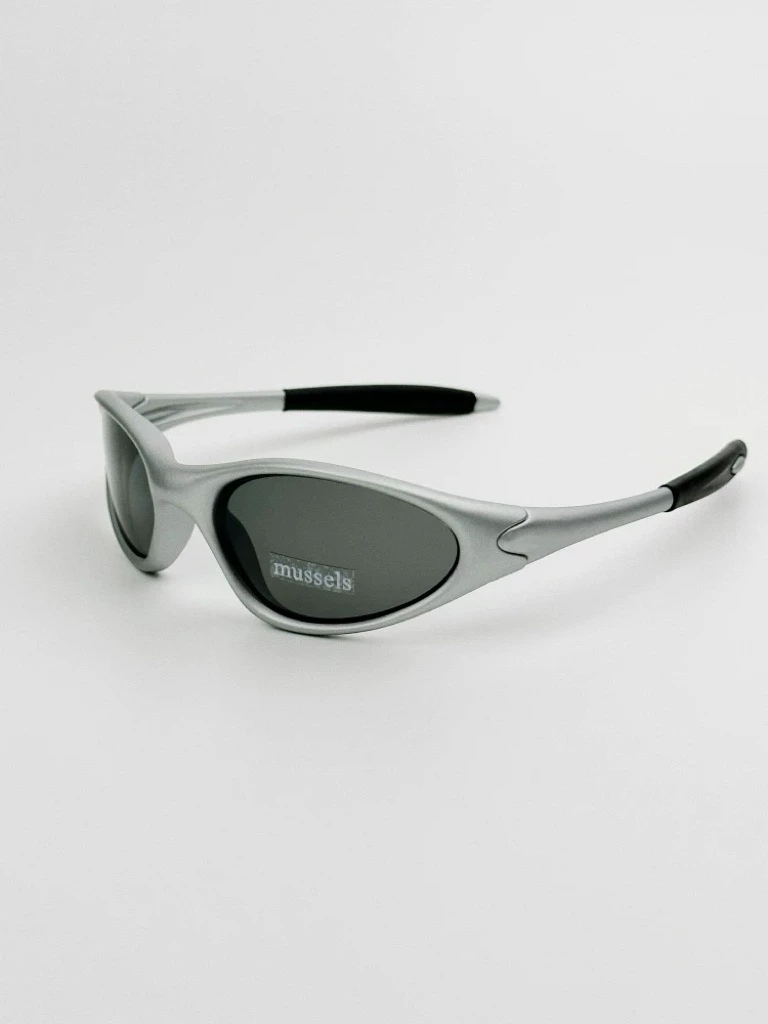 101's Store Retro Heavy-Duty Punk One-Piece Polarized Sunglasses Tr90 Material Cycling Anti-Uv Sunglasses Foto QC de TAOBAO na Qualit.ly