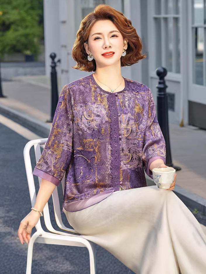 Mother's Day High-End Silk Satin Short-Sleeve Blouse 2026 Summer New Style Middle-Aged Women's Elegant Cardigan Top