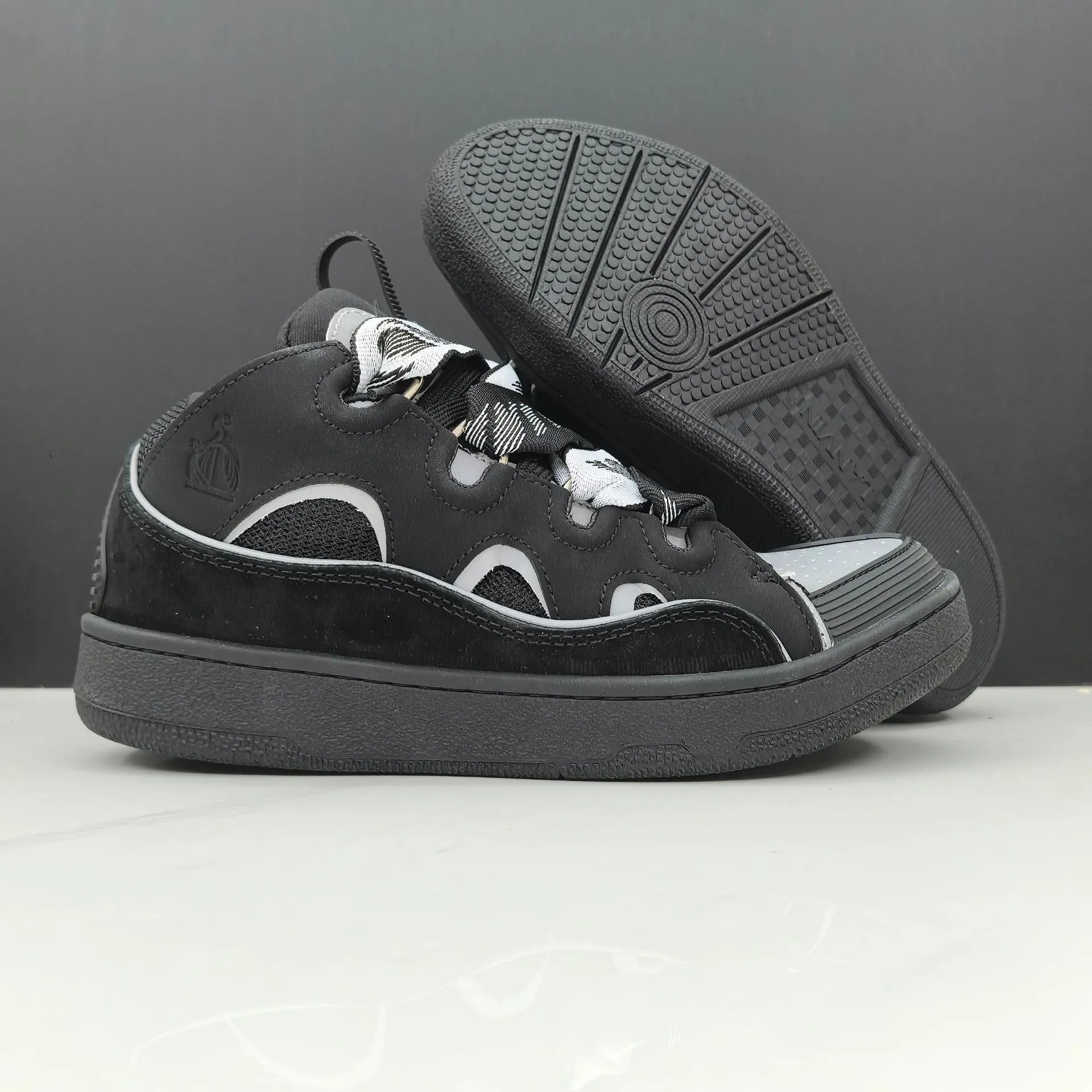New bread shoes La*n*v*i*n lovers shoes thick sole color matching shoes running non-slip shoes Foto QC de WEIDIAN na Qualit.ly