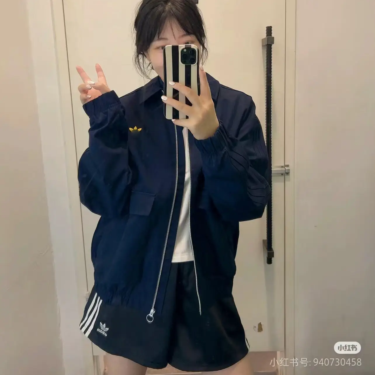 Classic embroidery with three stripes, autumn QQ candy campus style stand up collar cardigan jacket, couple running sports casual jacket