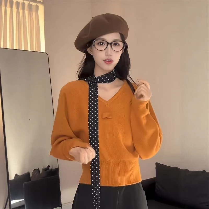 Korean-Style Trendy and Youthful Knitted Sweater with Scarf Tie Design for Women, New Autumn and Winter Model, Elegant and Simple, Versatile and Slimming Top