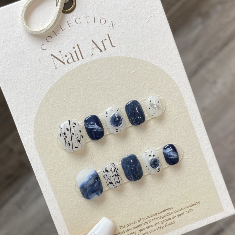 [Original Real shot] handmade wear nail new short manicure finished product Blue Black contrast color white nail detachable