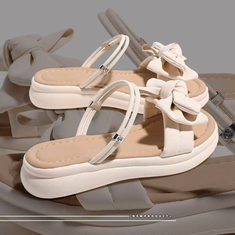 Flat Sandals for Women, Summer 2026 New Style, Versatile and Comfortable, Niche Design with Bow, Two-Way Wear, Slip-On Slippers for Women