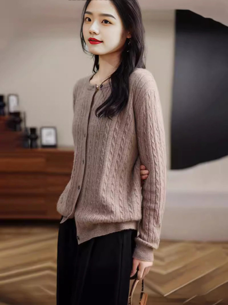 Wholesale Women's Knitted Cable Cardigan Sweater Coat 2024 Spring and Autumn Andy Velvet Round Neck Solid Color Literary Retro