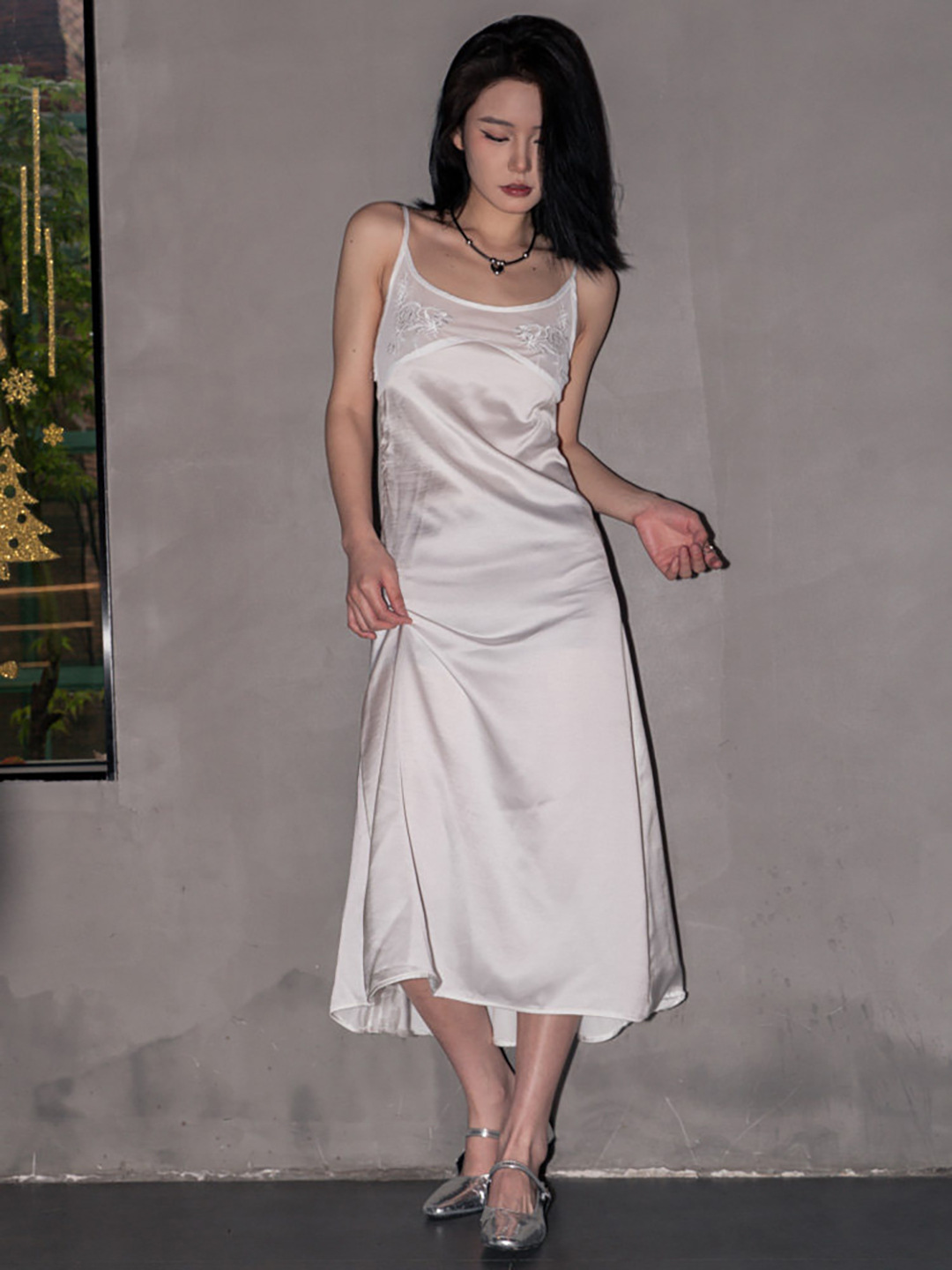 Pure Desire French Sexy Mesh Spliced Satin Lace Embroidered Suspender Dress Women's White Suspender Skirt 3256
