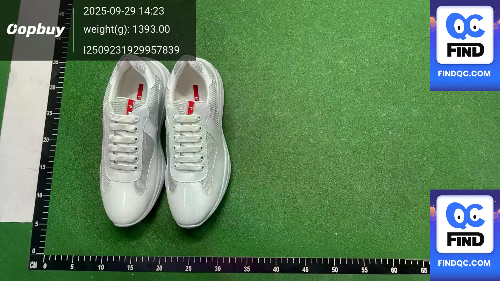 Prada Black Leather Low-Top Sneakers — QC-foto 2