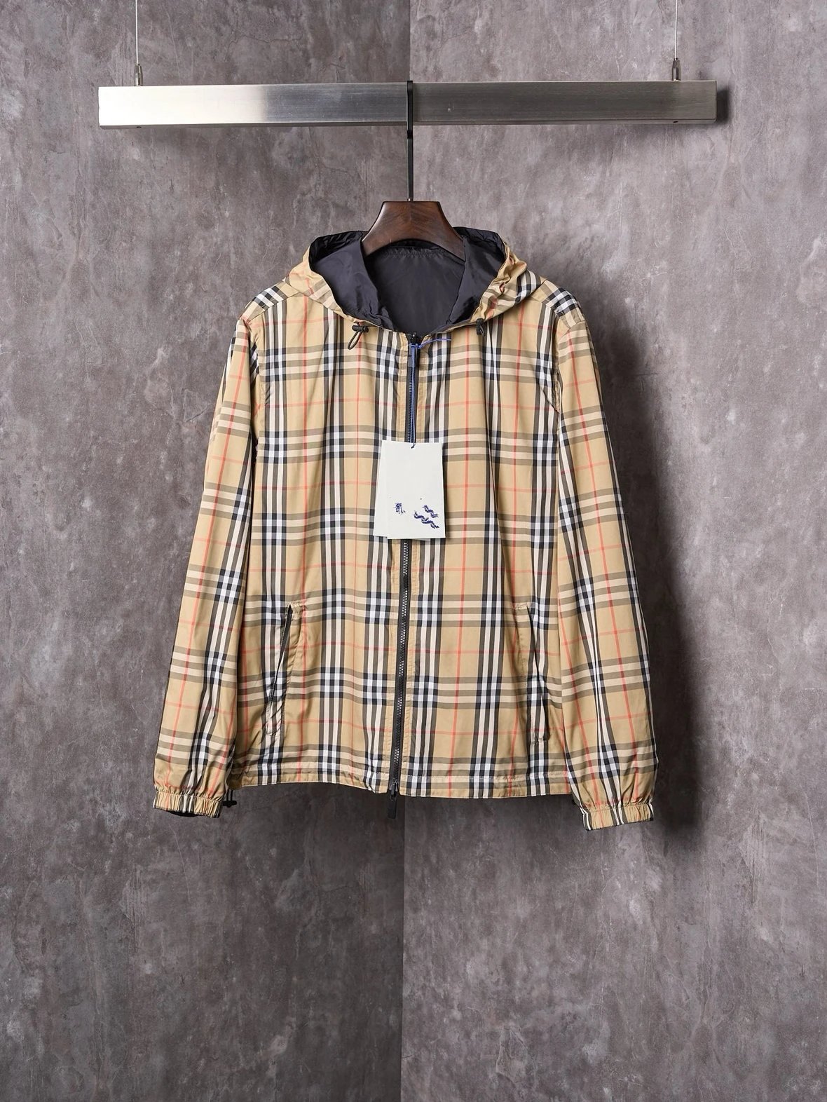 Bu*ber*y windbreaker（1）