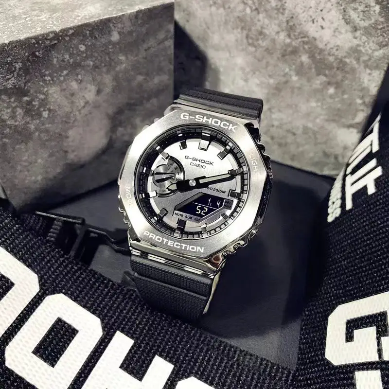 🉐Men's Metal Octagon Oak Sports Watch with Dual Display