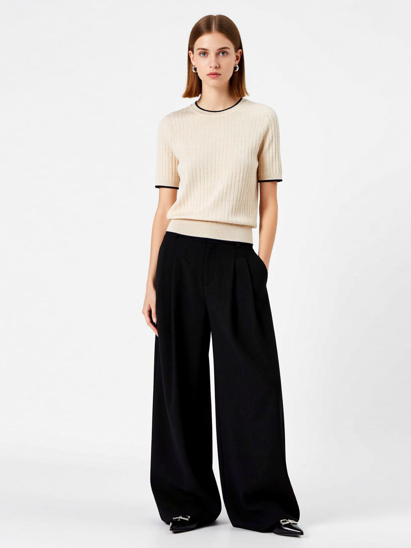 Nanyou High-End Women's French-Style Color-Block Round-Neck Tencel Pullover Knit Top, Slim-Fit, Suitable for Work, Short-Sleeve Summer Top