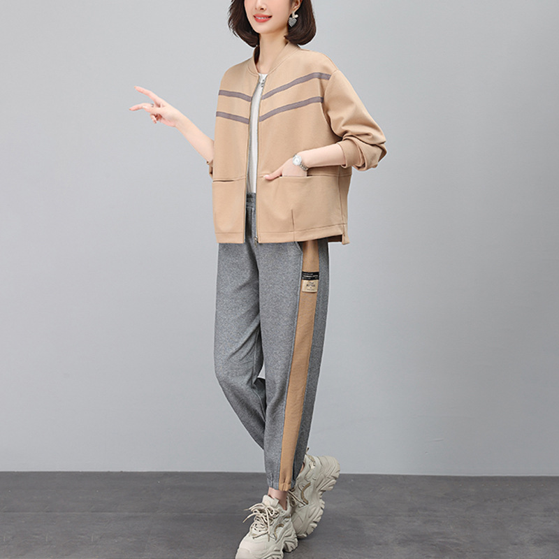 Leisure sportswear suit women 2023 spring and autumn new contrast baseball uniform cardigan sweater toe pants two-piece set