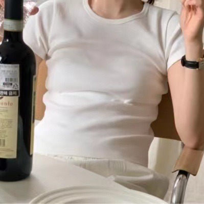 Now Ng Korean Dongdaemun Designer Mo*Ne Two-Color Tee Top