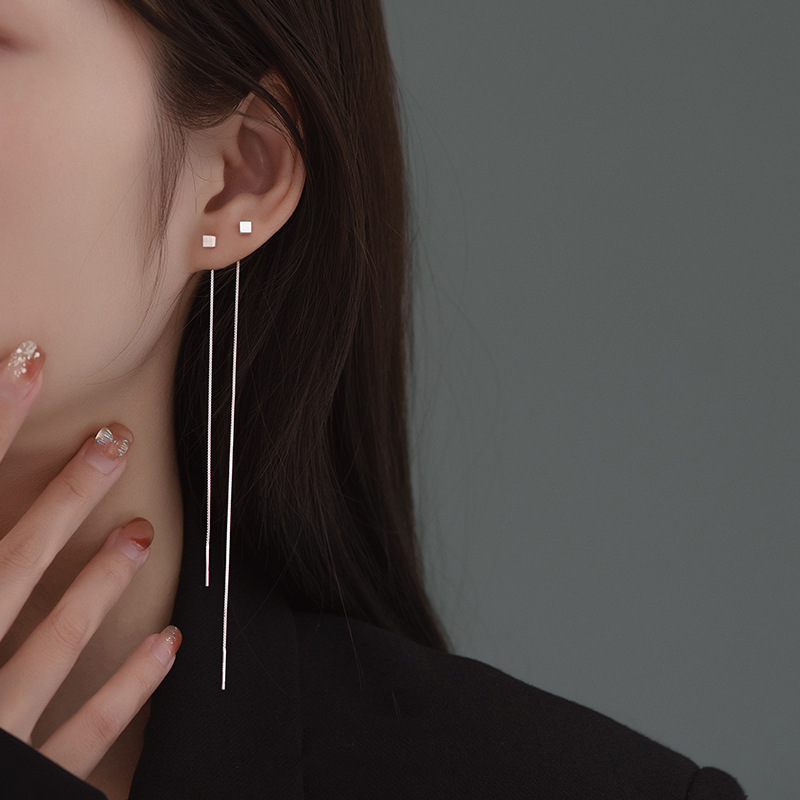 Square Ear Wire for Women in Summer, Simple and Cool Style, Long Tassel Square Earrings That Don’T Take Off When Sleeping, Don’T Take Off the Earrings to Show Your Face
