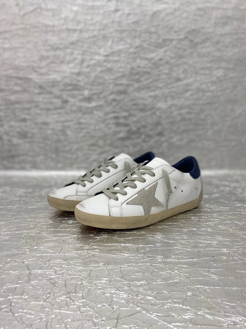 Golden Goose Superstar sneakers