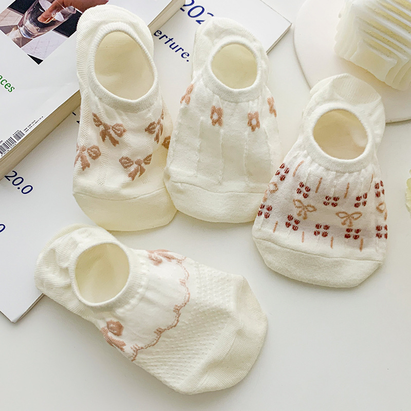 Boat Socks Women Summer Thin High Heels Invisible Socks Silicone Non-slip White Shallow Mouth Short Socks Breathable Mesh Women Socks
