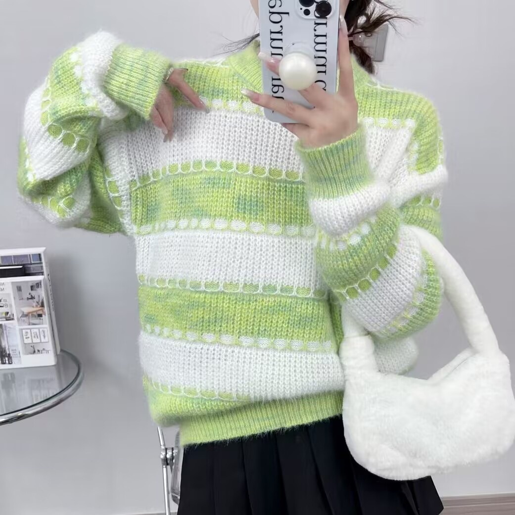 Japanese style lazy style contrast color striped Mahai sweater autumn and winter women's clothing Western style sweet sweater sweater top wholesale