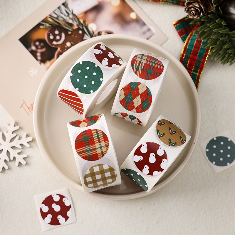 Christmas sealing sticker sticker label round 500 check pattern gift decoration Christmas sticker wholesale